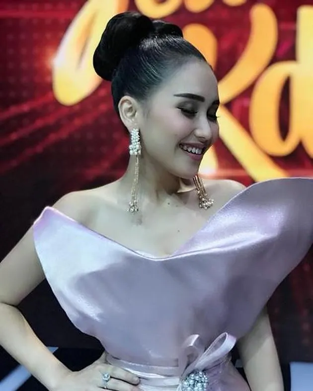 Ayu Ting Ting - Rinaldy Yunardi