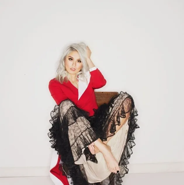 Gaya Rambut Agnes Monica