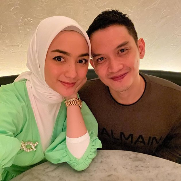 Geger Rezky Aditya Has a Child Outside of Marriage, 8 Photos of Citra Kirana Showing Intimate Moments with Her Husband