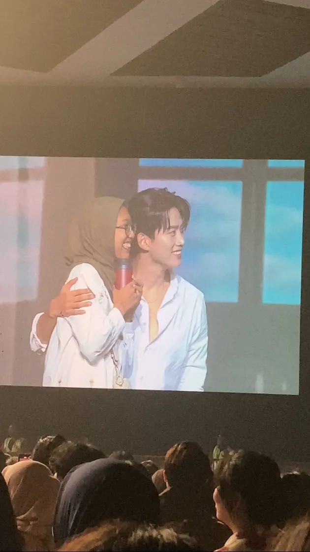 Fan Service Taecyeon di Jakarta