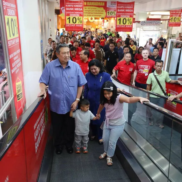 Aira - Airlangga Yudhoyono