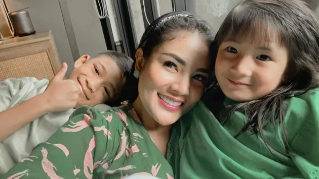 Nindy Ayunda