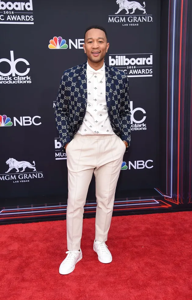 Glamornya Red Carpet Billboard Music Awards, Siapa