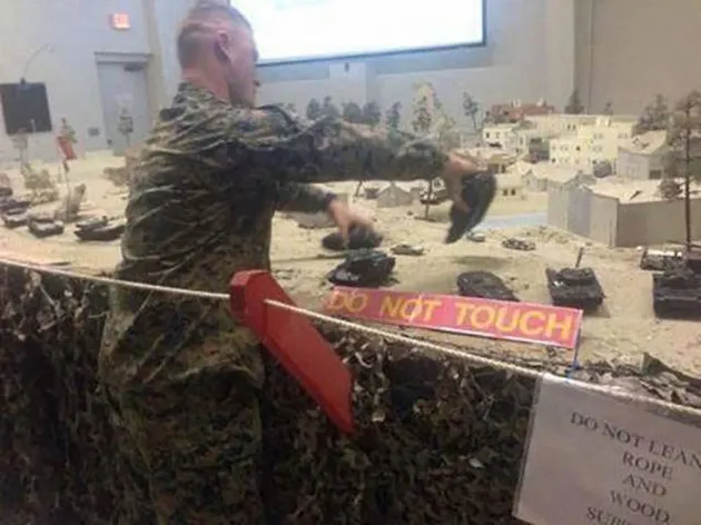 foto-foto orang tercuek di Bumi