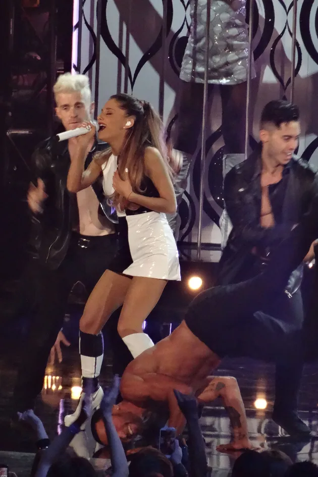 Ariana Grande &amp; Iggy Azalea