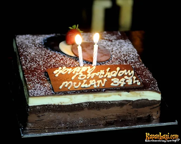 GALERI LUCUNYA TINGKAH SAFEEA SAAT MAIN DENGAN MULAN DAN 