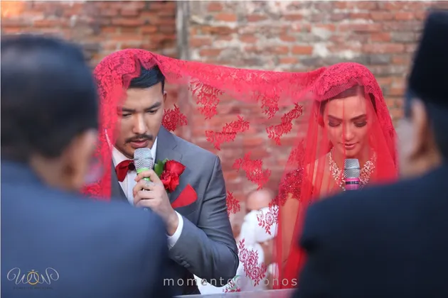 GALERI ROMANTIS AKAD NIKAH RESEPSI ATIQAH HASIHOLAN DAN