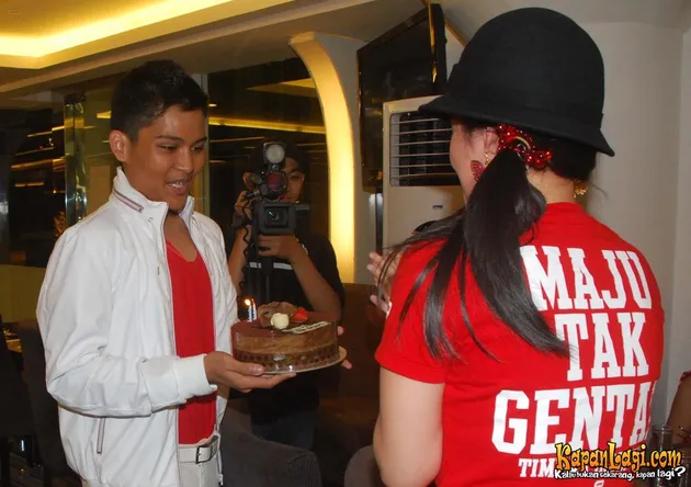 Gracia Indri