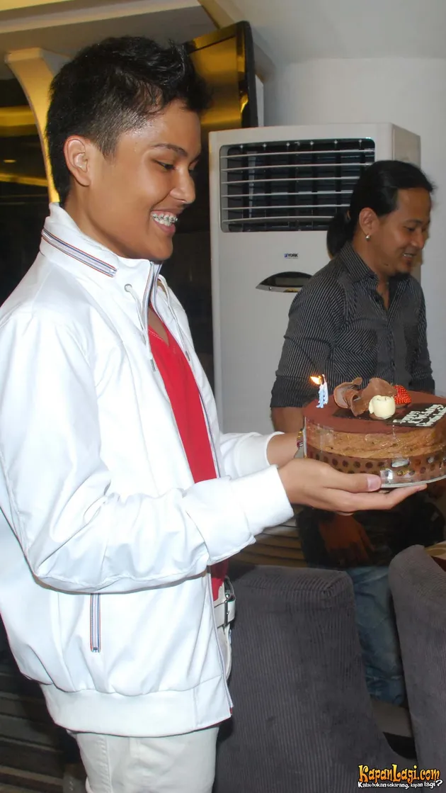 Gracia Indri