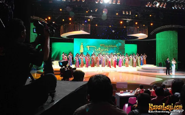 puteri indonesia 2009
