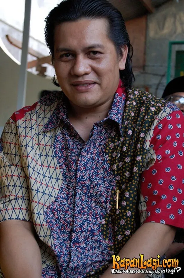 Gusti Randa Vs Nia Paramitha