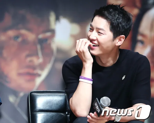 song song couple menikah