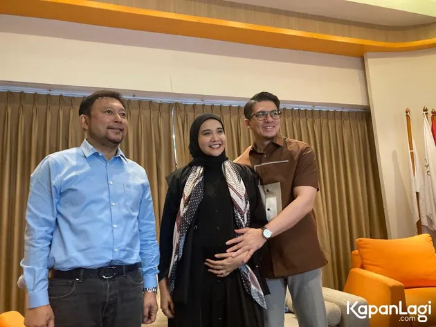 Konferensi Pers Zaskia Sungkar