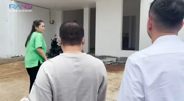 rumah merry. merry asisten raffi ahmad, rumah seleb