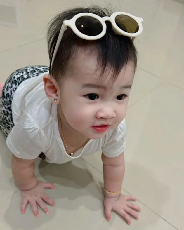 Anak Nella Kharisma Bule Banget Gendhis