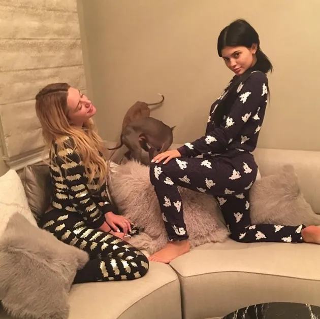 Kylie Jenner Saat Hangout