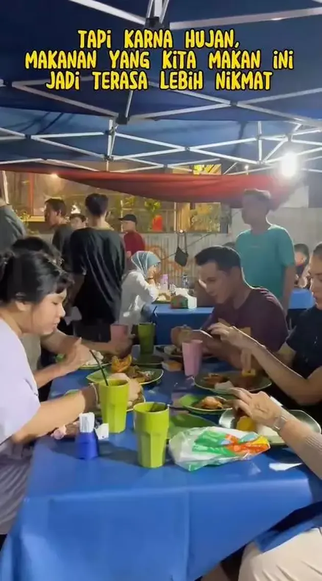 Ussy Sulistiawaty Ajak Mertua Dinner di Pinggir Jalan 