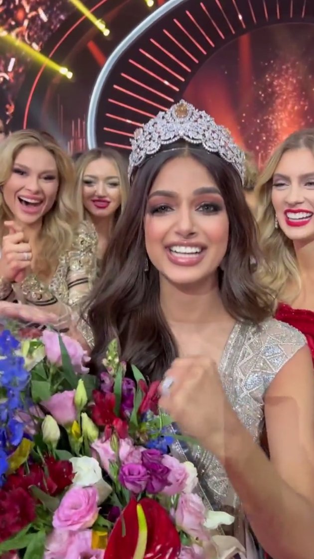 Harnaaz Kaur Sandhu from India Becomes Miss Universe 2021 Winner, Here's the Moment of Her Coronation