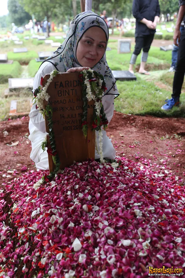 Ahmad Albar &amp; Camelia Malik
