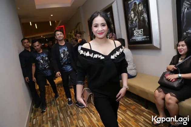 THE SECRET: SUSTER NGESOT URBAN LEGEND - Nagita Slavina