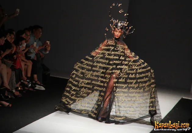 Dress Karya Ivan Gunawan