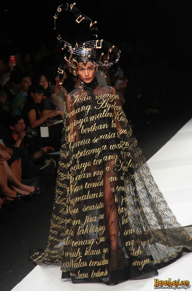 Dress Karya Ivan Gunawan