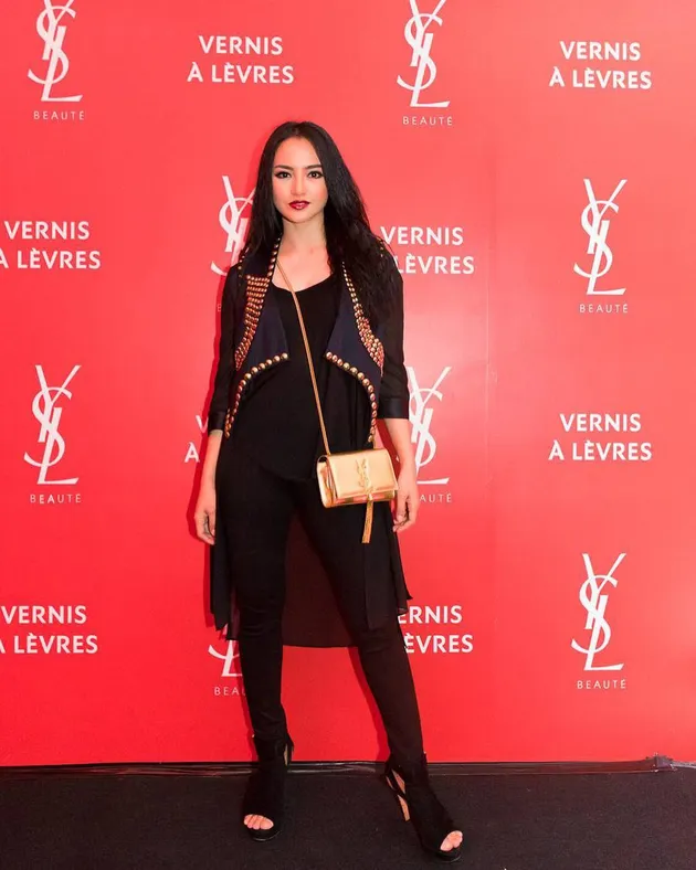 para selebritis di acara YSL beauty club party