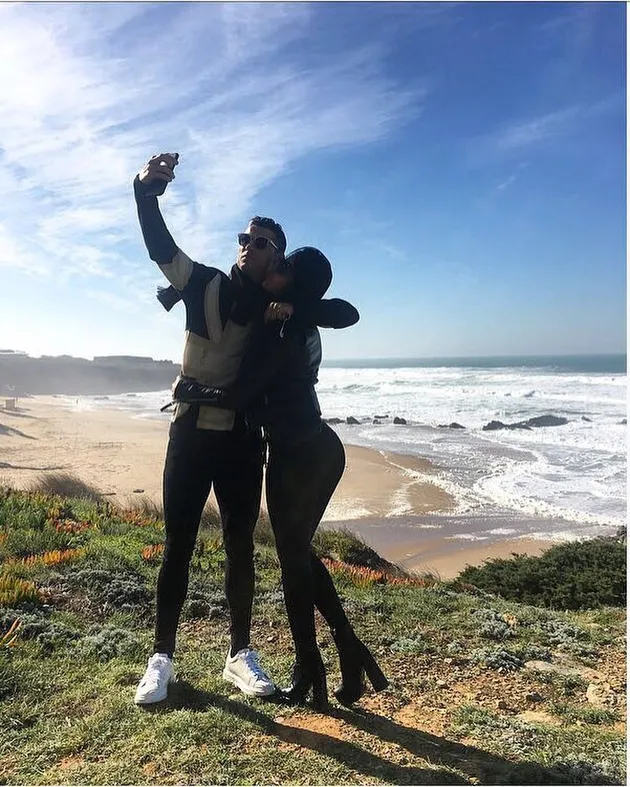 Weekly Hot Instagram