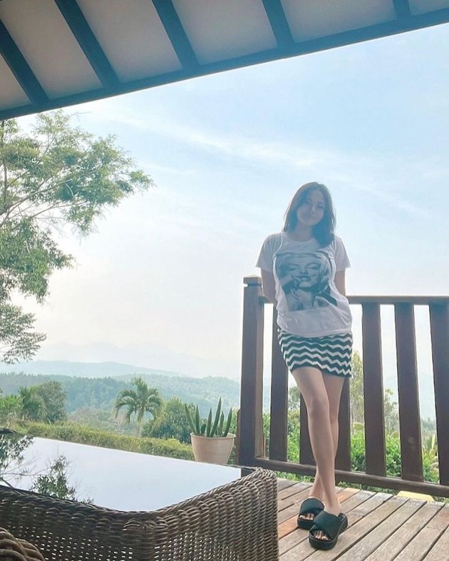 Hot Mom 3 Kids, Beautiful Portrait of Mawar AFI Who Always Steals Attention - Slim Body Goals Flooded with Praise from Netizens and Looks Fresh Like Newly Picked Fruits