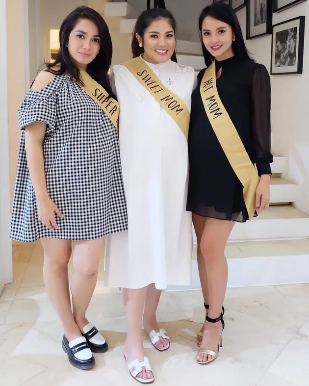 nindy, ussy, baby shower surprise