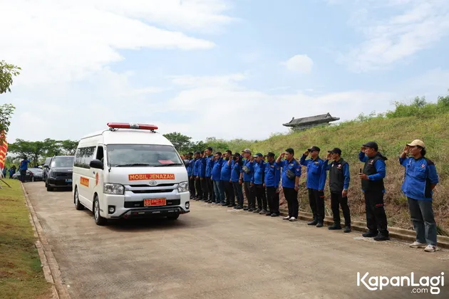 Alasan Hotma Sitompul Dimakamkan Secara Militer