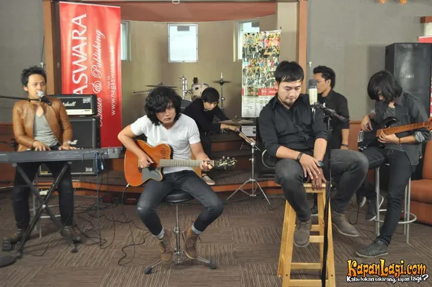 Hello Band