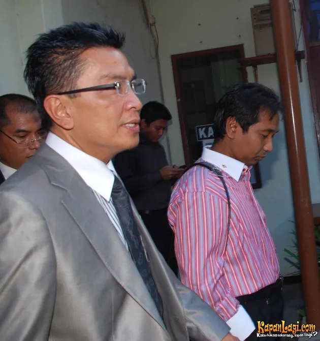 helmy yahya