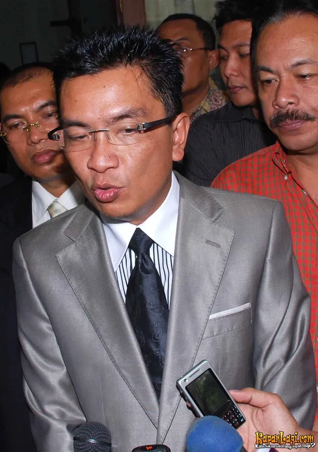 helmy yahya