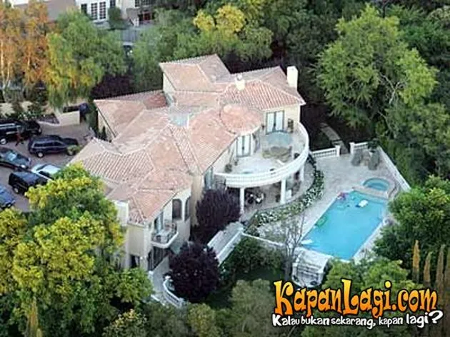 hollywood home