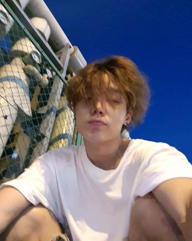 Favorite Multitalented K-Pop Idol of Fans, Check out 9 Selfie Photos of Bobby iKON Who Will Soon Get Married and Become a Father