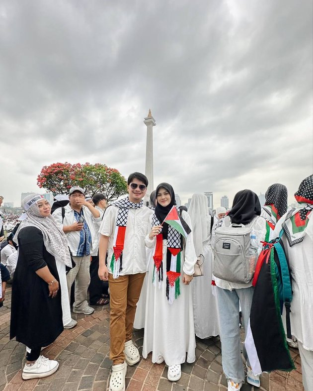 Join the Palestine Defense Action in Monas, Alvin Faiz Shows Intimate Photos with Henny Rahman