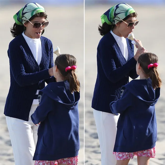Suri Cruise &amp; Katie Holmes