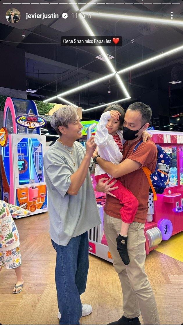 Dreaming of Inclusive Playgrounds for People with Disabilities in Indonesia, Portraits of Jevier Justin and Tiffany Orie Inviting Their Daughter with Cerebral Palsy to Play at the Mall