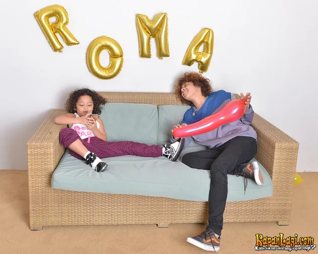 Bastian &amp; Romaria