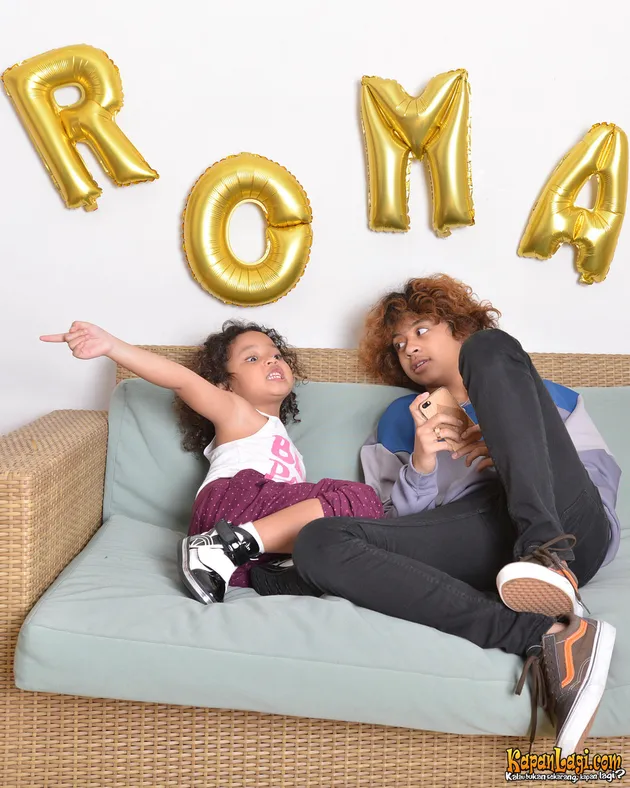 Bastian &amp; Romaria
