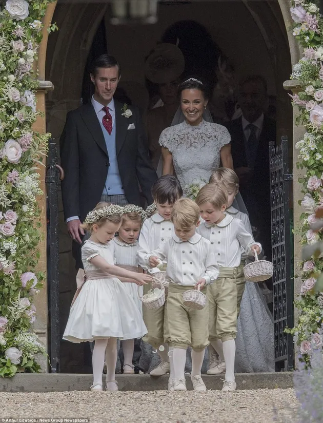 george, charlotte, pippa middleton, kate middleton