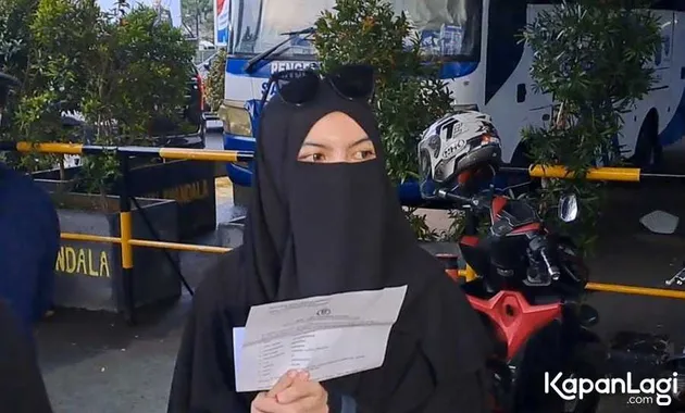 Wardatina Mawa melaporkan Inara