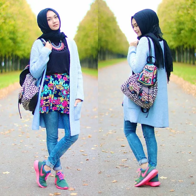 INDAH NADA PUSPITA HIJABER BERGAYA UNIK PENUH WARNA 