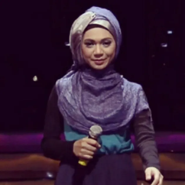 Sejauh mana suara dan hijab Indah akan menggaung?