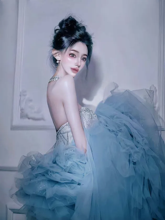 Pinkchaea pakai dress biru