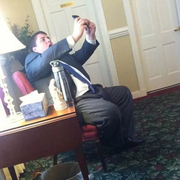 Foto Selfie Konyol
