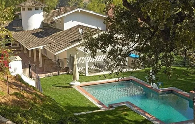 Foto Rumah Miley Cyrus