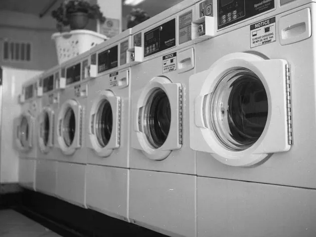 Sisi Negatif Kerja di Facebook