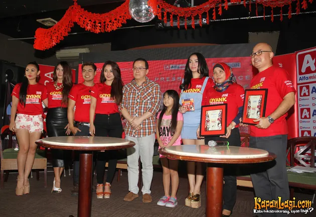 Gaya Baru Zaskia Gotik
